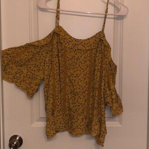 Tank/quarter length sleeve